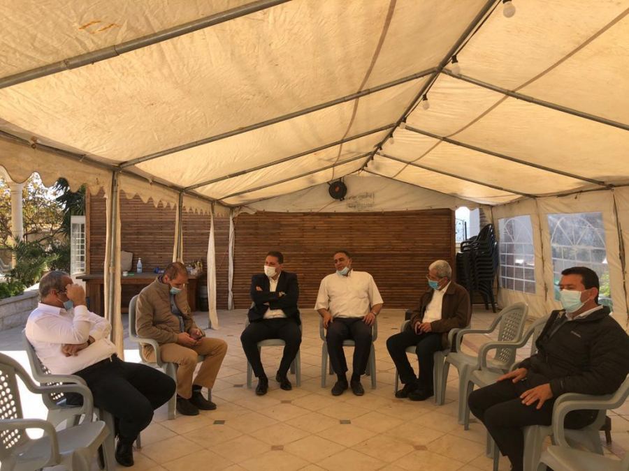 رئيس مركز السلطات المحلية حاييم بيباس يقوم بجولة في وادي عارة لبحث سبل مكافحة العنف والجريمة